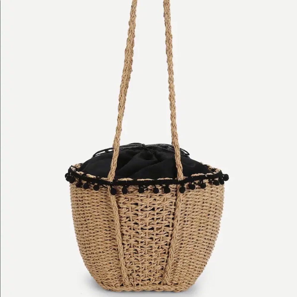 Straw woven straw bucket drawstring Pom bag purse - Picture 6 of 7
